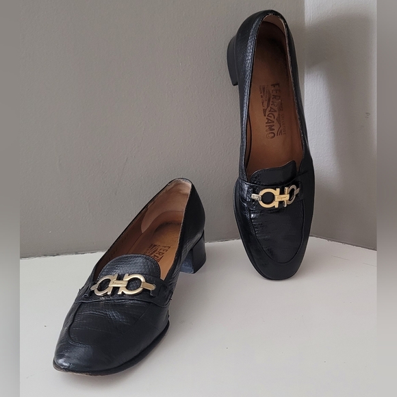 Salvatore Ferragamo Black Leather Heeled Loafers with Gold Hardware - Picture 5 of 11